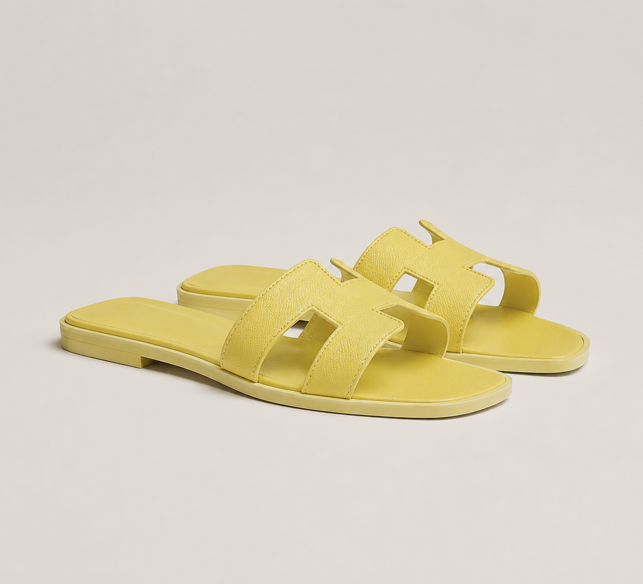 HRMS Sandalen