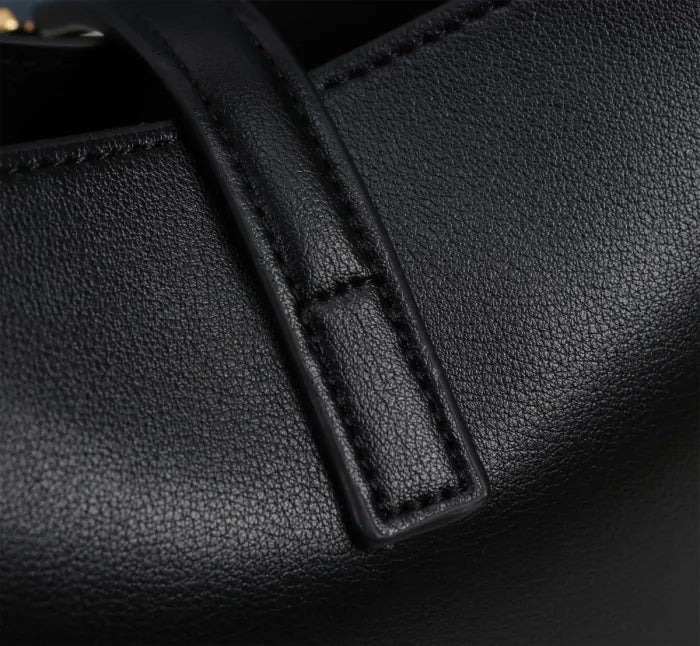 Y - TASCHE