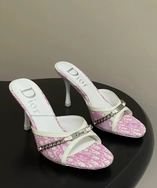D - Heels