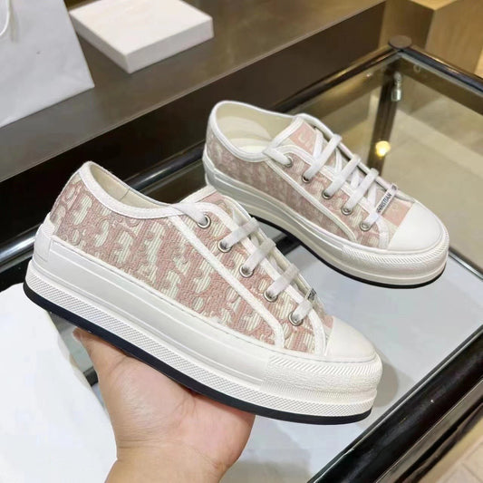 CD Sneaker